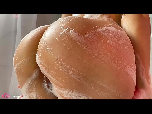 ❤️ Brunette Masturbates Pus karo Vibrator kanggo Intens Orgasme ing Shower ☑ Porno ing kita% jv.pornobot.ru% ☑